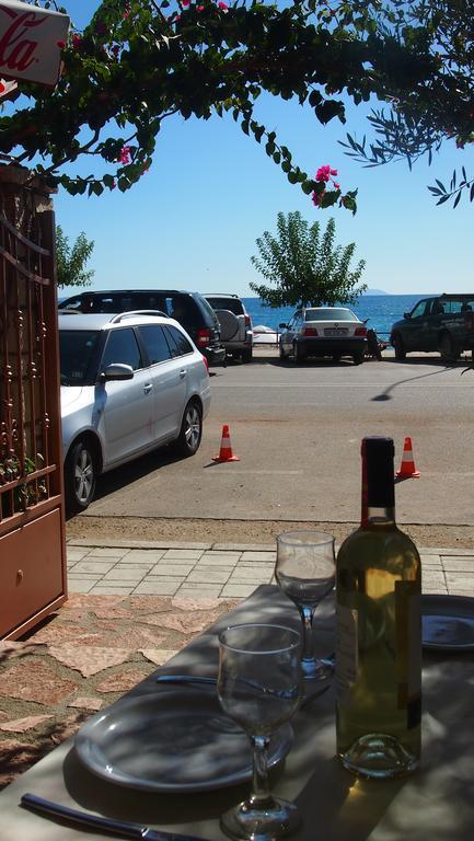 Rondos Hotel Himarë Exteriér fotografie
