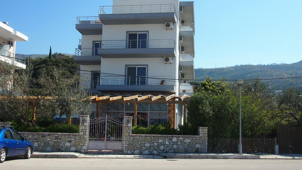 Rondos Hotel Himarë Exteriér fotografie